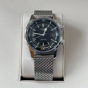 Longines Legend Diver L3.774.4.50.6 - Milanese Bracelet - 42mm Black Dial